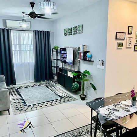 Dp Islamic Homestay Setia Alam Luaran gambar